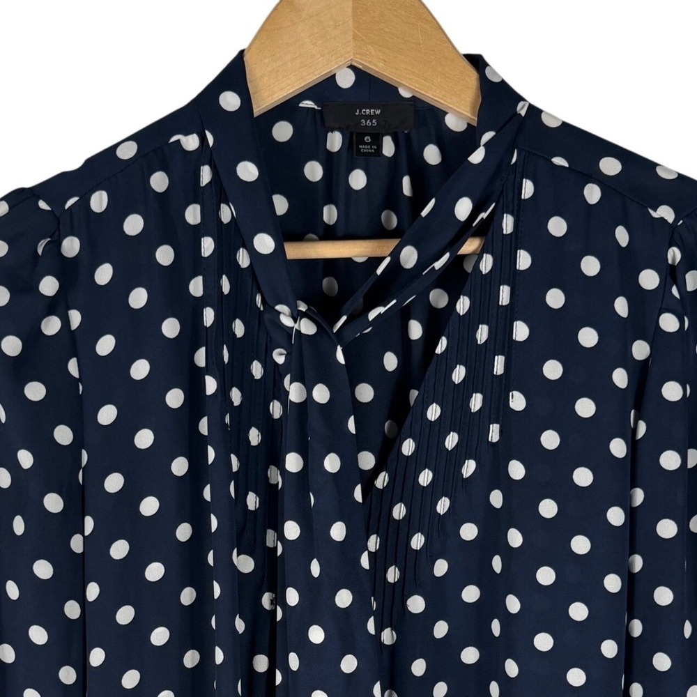 J.Crew 365 Polka Dot Blouse Womens 6 Tie Neck Pleated Long Sleeve Covered Button